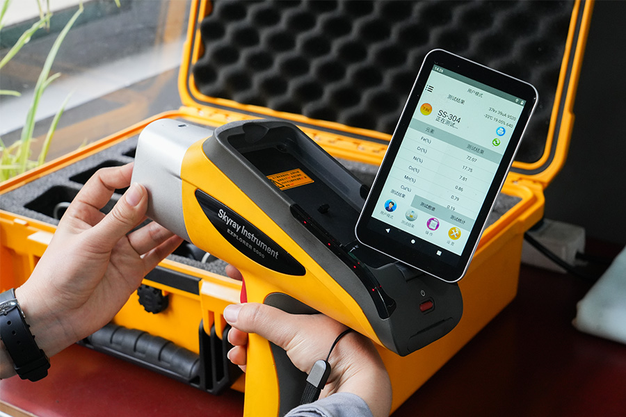 Explorer El Tipi X-ışını Floresan Spektrometresi